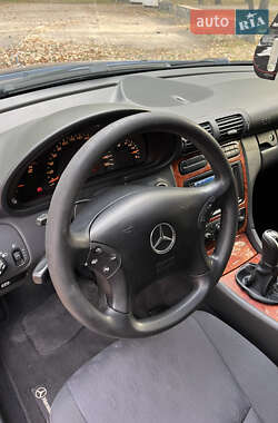 Седан Mercedes-Benz C-Class 2002 в 
