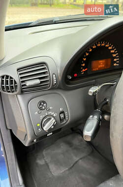 Седан Mercedes-Benz C-Class 2002 в 