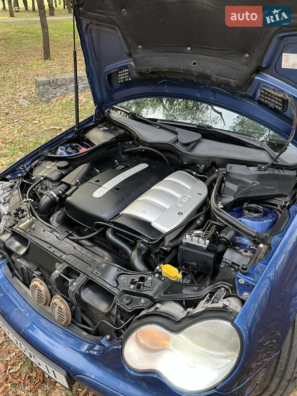 Седан Mercedes-Benz C-Class 2002 в Запоріжжі