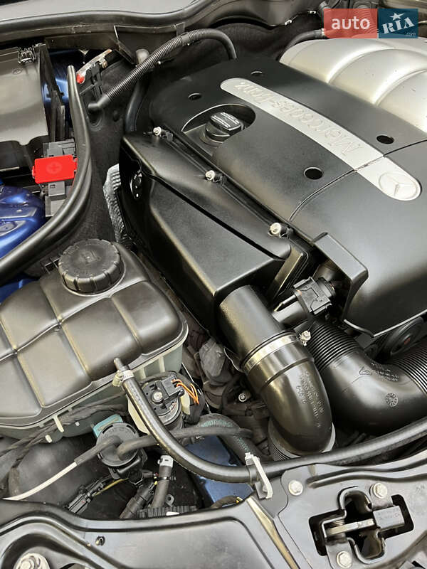 Седан Mercedes-Benz C-Class 2002 в Запоріжжі