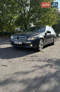 Універсал Mercedes-Benz C-Class 2009 в 