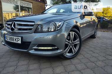 Универсал Mercedes-Benz C-Class 2013 в Днепре