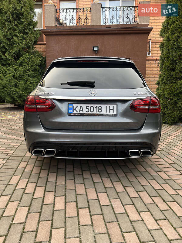 Седан Mercedes-Benz C-Class 2020 в Киеве