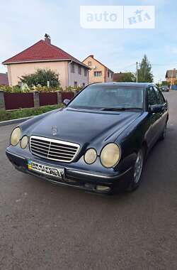 Седан Mercedes-Benz C-Class 2000 в Дубно