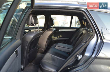 Универсал Mercedes-Benz C-Class 2014 в 