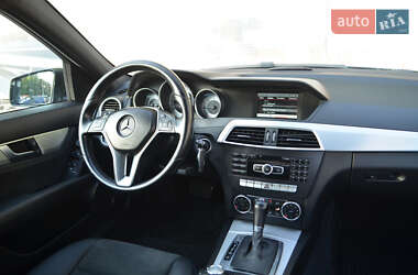 Универсал Mercedes-Benz C-Class 2014 в 