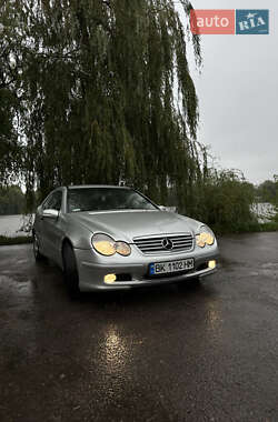 Купе Mercedes-Benz C-Class 2001 в 