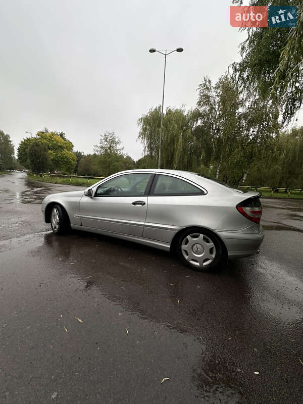 Купе Mercedes-Benz C-Class 2001 в Ровно