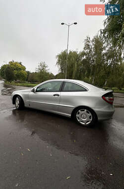 Купе Mercedes-Benz C-Class 2001 в 