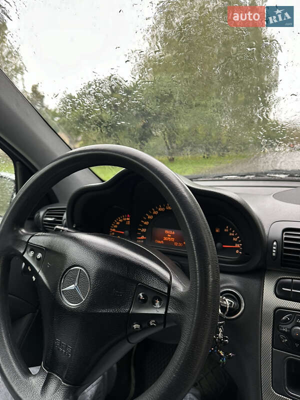 Купе Mercedes-Benz C-Class 2001 в Ровно