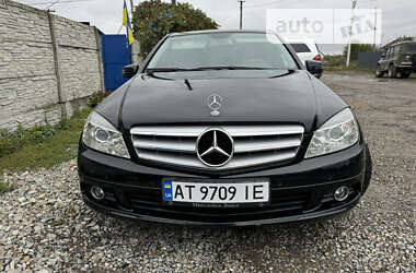 Седан Mercedes-Benz C-Class 2009 в Ивано-Франковске