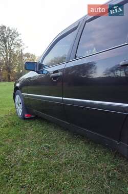 Седан Mercedes-Benz C-Class 1996 в 