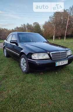 Седан Mercedes-Benz C-Class 1996 в Черновцах