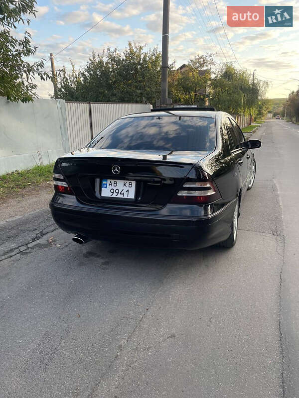 Седан Mercedes-Benz C-Class 2006 в Виннице