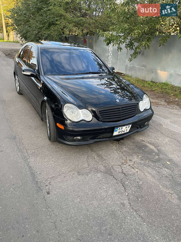 Седан Mercedes-Benz C-Class 2006 в Виннице