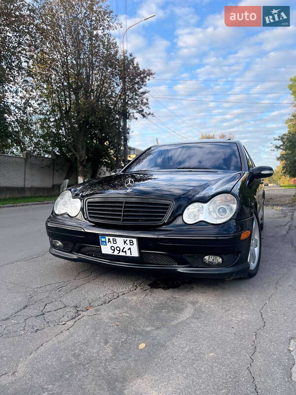 Седан Mercedes-Benz C-Class 2006 в Виннице