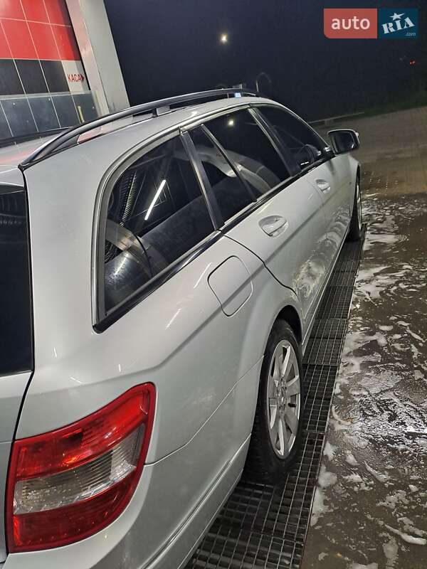 Универсал Mercedes-Benz C-Class 2007 в Стрые