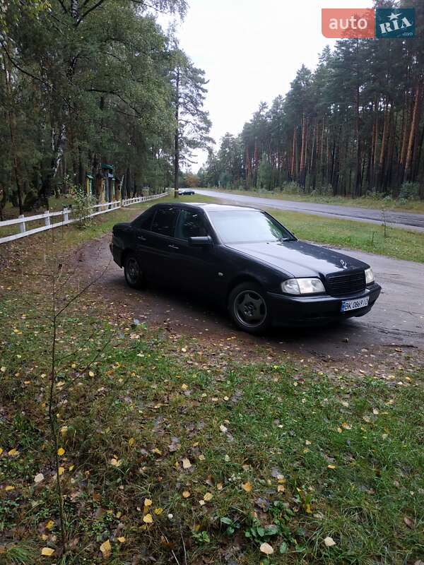 Седан Mercedes-Benz C-Class 1997 в Владимирце