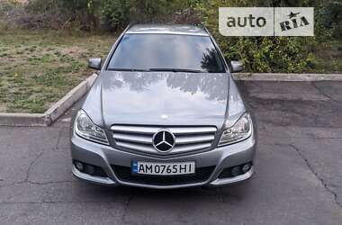 Универсал Mercedes-Benz C-Class 2013 в Кривом Роге