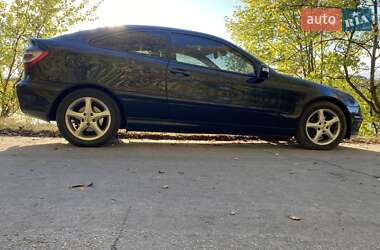 Купе Mercedes-Benz C-Class 2001 в 