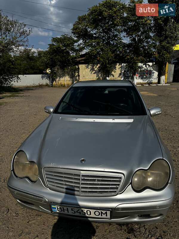 Седан Mercedes-Benz C-Class 2002 в Черноморске