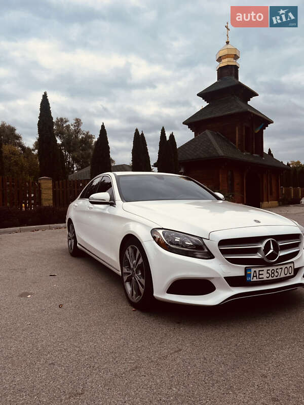 Седан Mercedes-Benz C-Class 2018 в Днепре