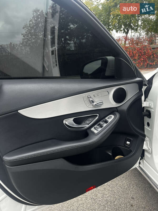 Седан Mercedes-Benz C-Class 2018 в Днепре