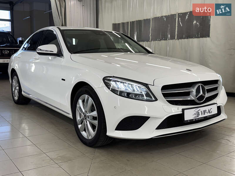 Седан Mercedes-Benz C-Class 2021 в Києві