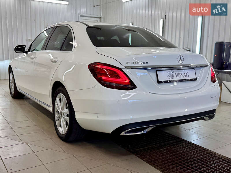 Седан Mercedes-Benz C-Class 2021 в Києві