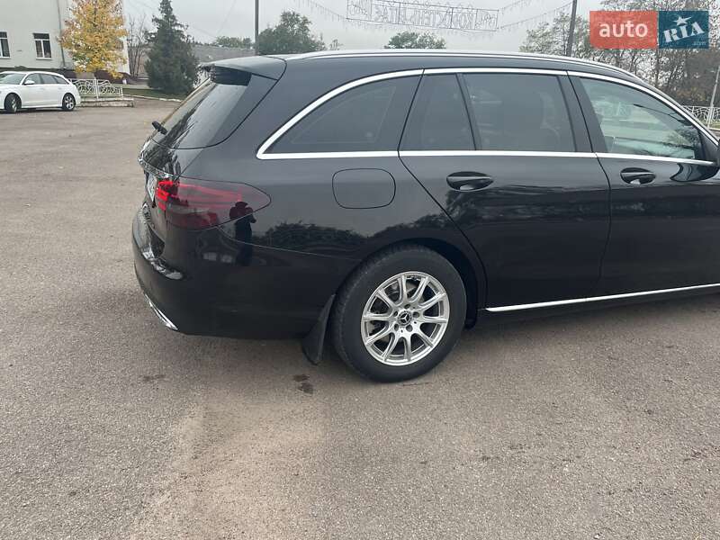 Универсал Mercedes-Benz C-Class 2015 в Коростене