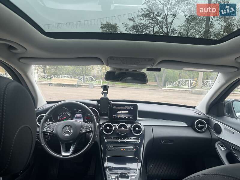 Универсал Mercedes-Benz C-Class 2015 в Коростене