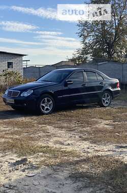 Седан Mercedes-Benz C-Class 2001 в Харкові