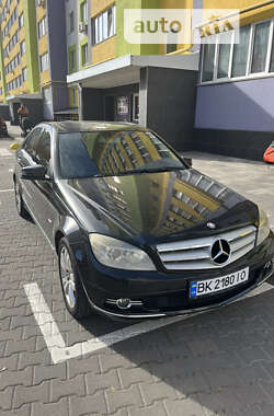 Седан Mercedes-Benz C-Class 2009 в Софиевской Борщаговке