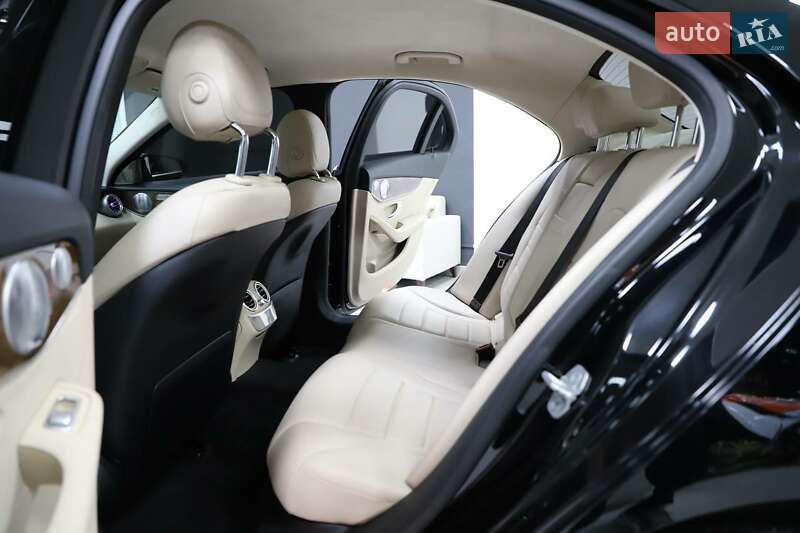 Седан Mercedes-Benz C-Class 2015 в Каменском