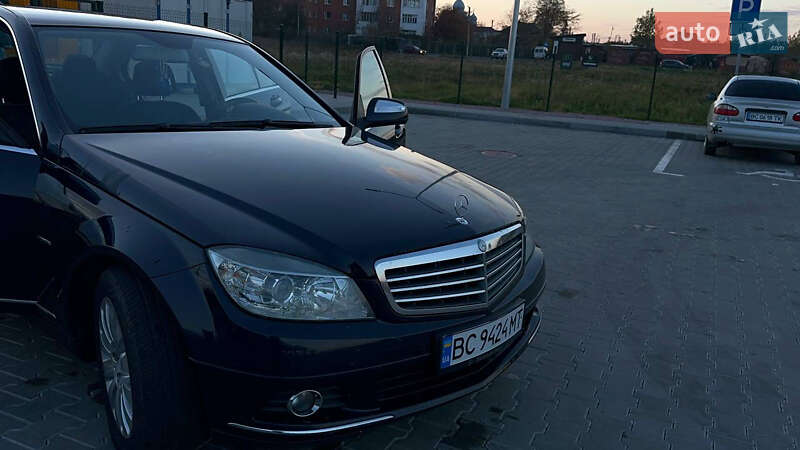 Седан Mercedes-Benz C-Class 2008 в Стрые