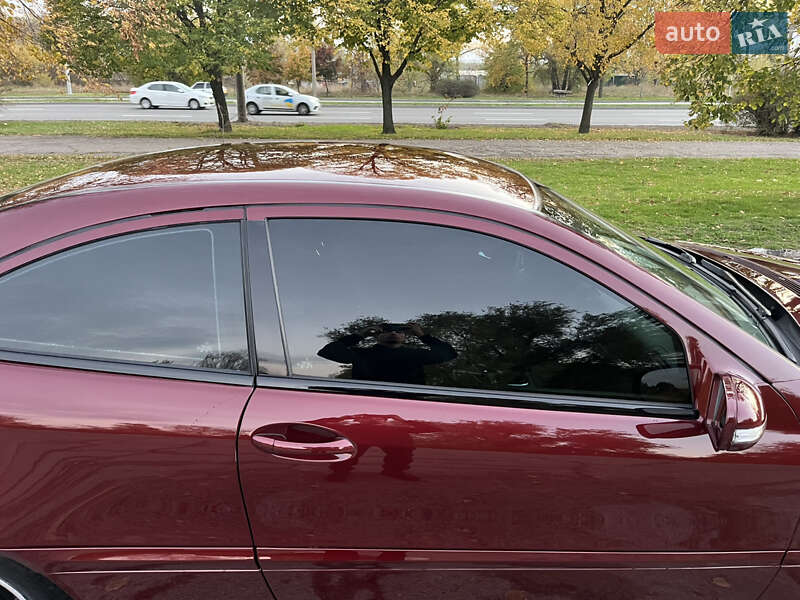 Купе Mercedes-Benz C-Class 2003 в Запорожье