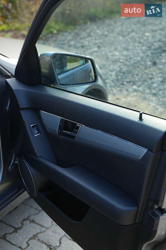 Универсал Mercedes-Benz C-Class 2008 в Хусте