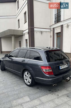 Универсал Mercedes-Benz C-Class 2007 в Житомире