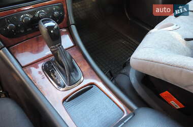 Седан Mercedes-Benz C-Class 2002 в Кривом Роге