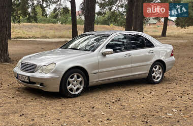 Седан Mercedes-Benz C-Class 2002 в Сумах