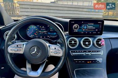 Седан Mercedes-Benz C-Class 2019 в Львове