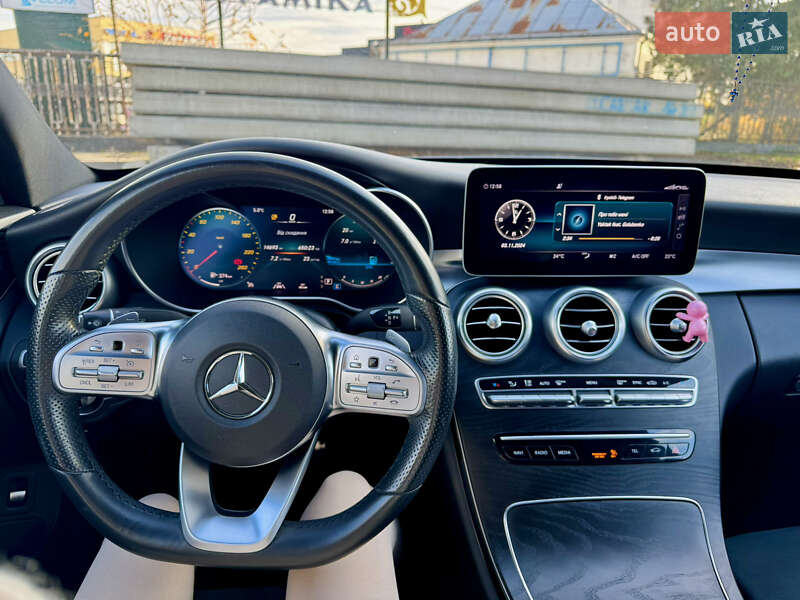 Седан Mercedes-Benz C-Class 2019 в Львові