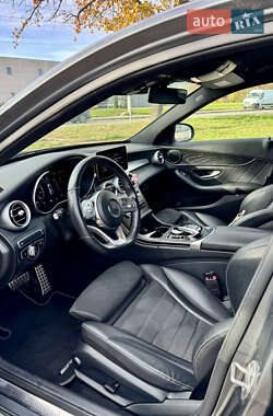 Седан Mercedes-Benz C-Class 2019 в Львове