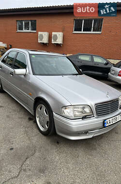 Седан Mercedes-Benz C-Class 1995 в Києві