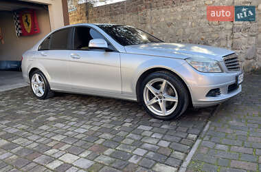 Седан Mercedes-Benz C-Class 2007 в Ивано-Франковске