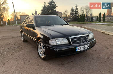 Седан Mercedes-Benz C-Class 1996 в Овруче