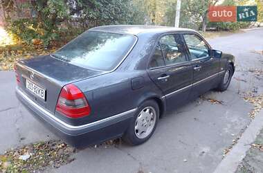 Седан Mercedes-Benz C-Class 1997 в Херсоне