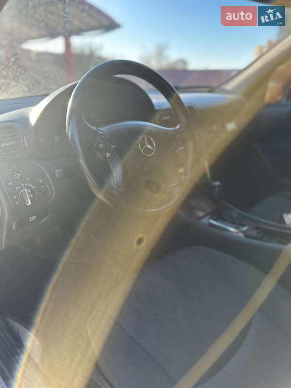 Седан Mercedes-Benz C-Class 2003 в Хмельницком