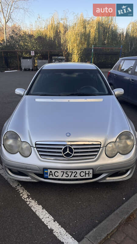 Купе Mercedes-Benz C-Class 2004 в Луцке