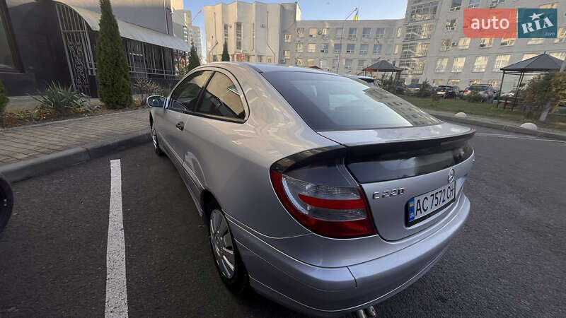 Купе Mercedes-Benz C-Class 2004 в Луцке